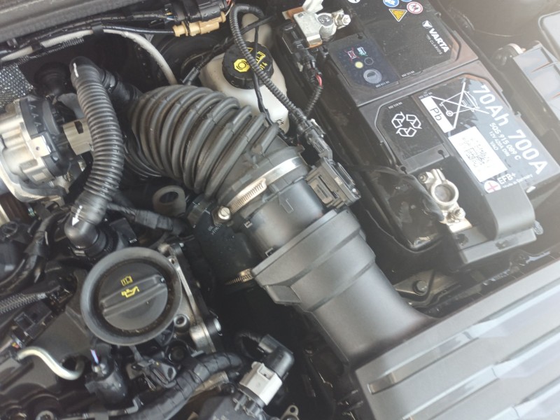 Recambio de caudalimetro para seat leon sportstourer (kl8, kld) 2.0 tdi referencia OEM IAM   