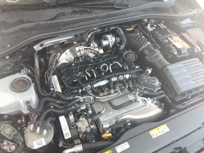 Recambio de compresor aire acondicionado para seat leon sportstourer (kl8, kld) 2.0 tdi referencia OEM IAM   