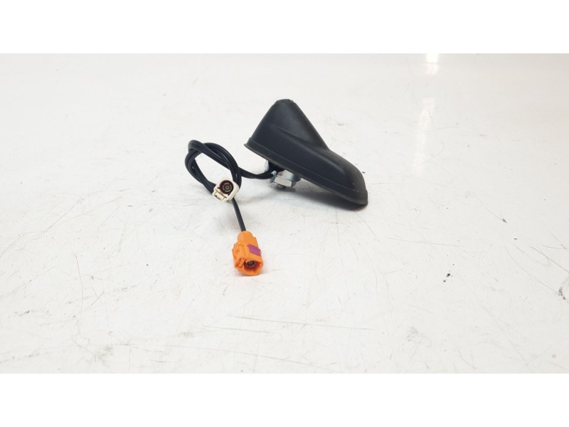 Recambio de antena para citroën c3 feel pack referencia OEM IAM 9850775480  