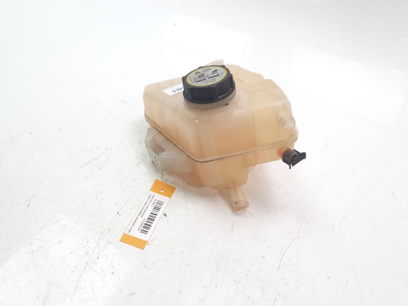 Recambio de deposito expansion para ford tourneo courier (c4a) trend referencia OEM IAM ET768K218  