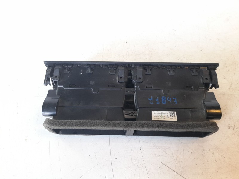 Recambio de aireador central para volkswagen polo edition referencia OEM IAM 2G0819728FQVN  