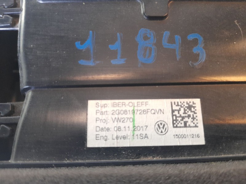 Recambio de aireador central para volkswagen polo edition referencia OEM IAM 2G0819728FQVN  