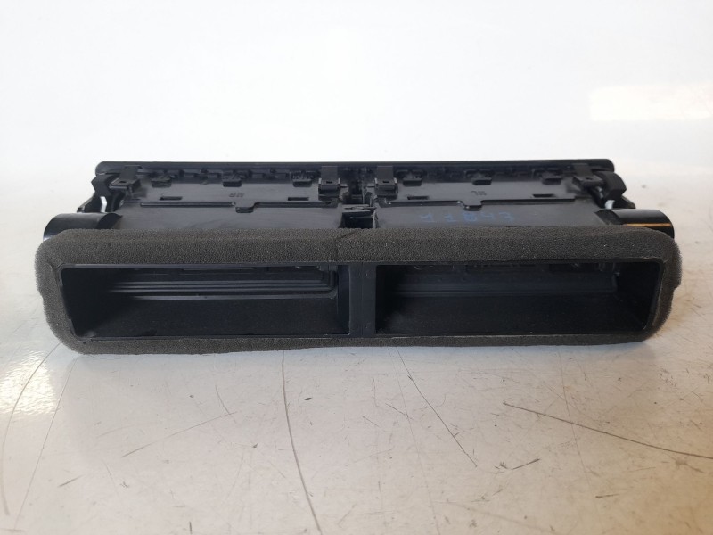 Recambio de aireador central para volkswagen polo edition referencia OEM IAM 2G0819728FQVN  