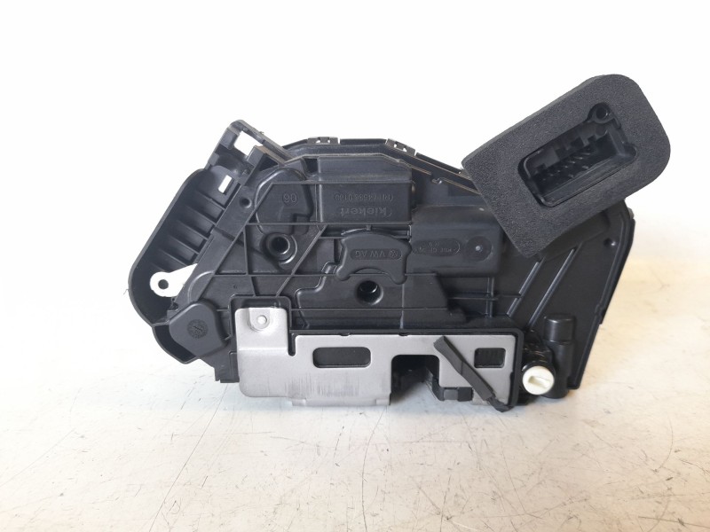 Recambio de cerradura puerta trasera derecha para skoda octavia lim. (nx3) ambition referencia OEM IAM 5TA839016Q  