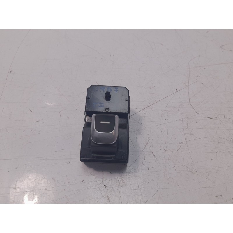 Recambio de mando elevalunas trasero izquierdo para kia sportage concept 2wd referencia OEM IAM 93580D9100  