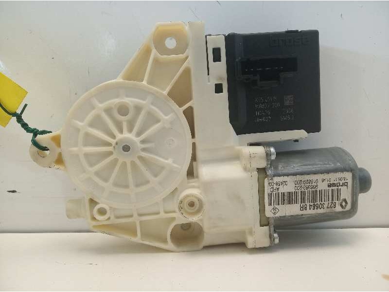 Recambio de motor elevalunas trasero derecho para renault megane iii berlina 5 p emotion referencia OEM IAM 827306548R 013082233