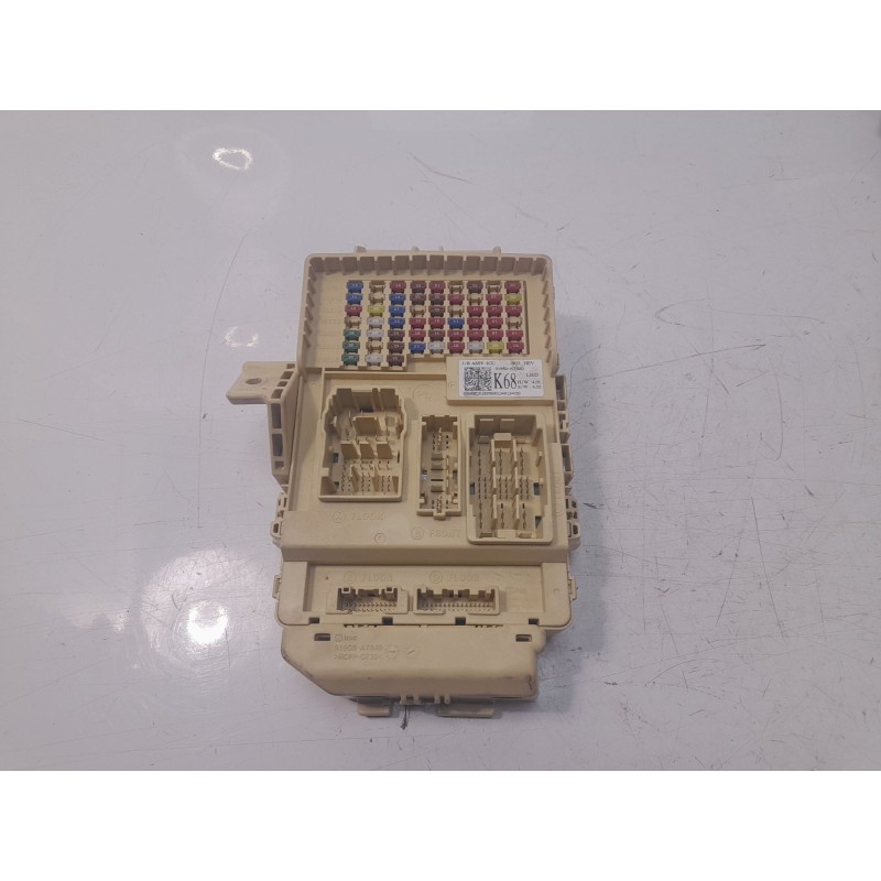 Recambio de caja reles / fusibles para kia niro referencia OEM IAM 91950AT680  