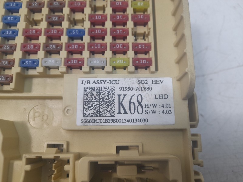 Recambio de caja reles / fusibles para kia niro referencia OEM IAM 91950AT680  