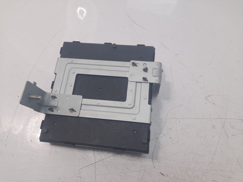 Recambio de modulo electronico para kia niro referencia OEM IAM 95400AT040  