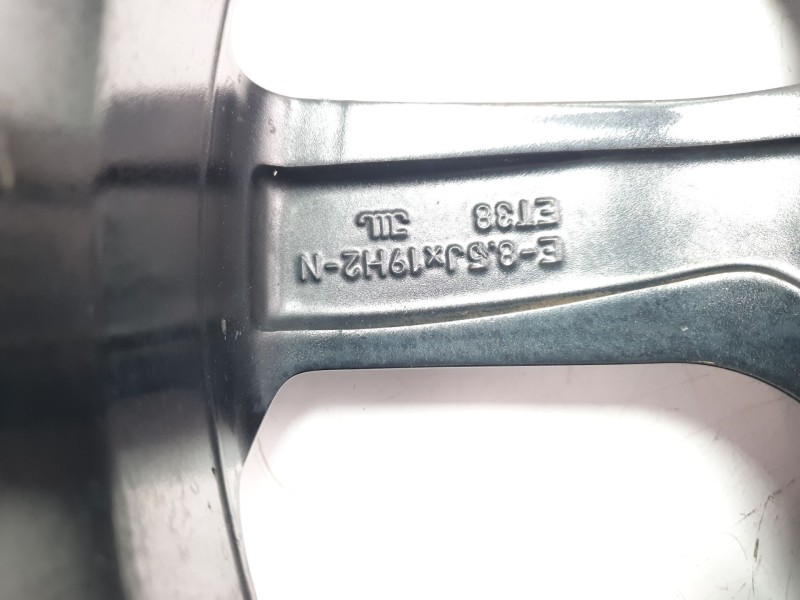 Recambio de llanta para audi q3 sportback (f3n) 35 tdi referencia OEM IAM 83A601025BB  