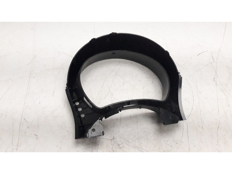 Recambio de moldura para fiat nuova 500 (150) 1.2 cat referencia OEM IAM 735628917  