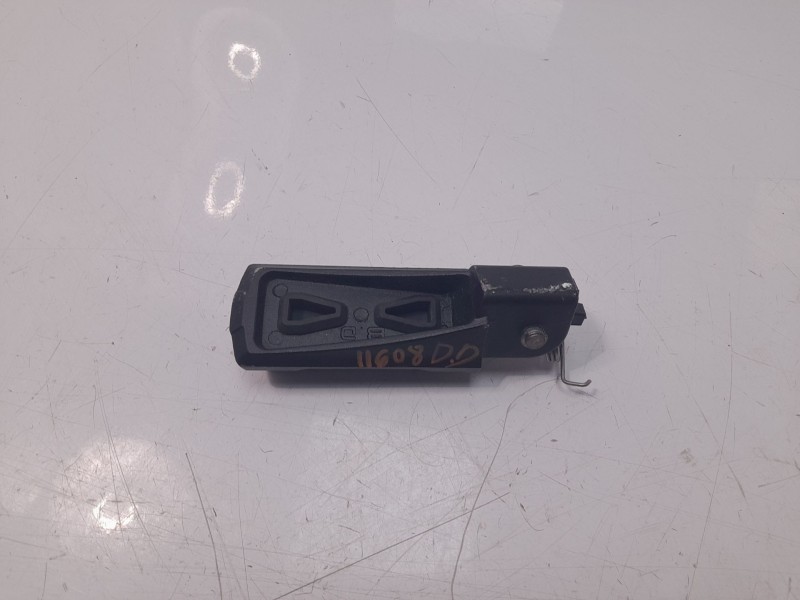 Recambio de estribo lateral para keeway v-cruise 125 referencia OEM IAM P0821NA0382000  