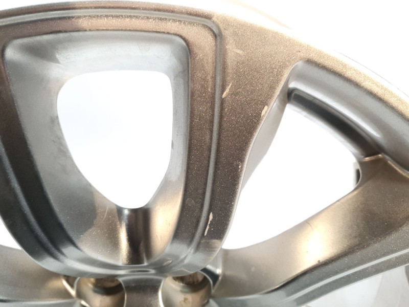 Recambio de llanta para land rover evoque pure referencia OEM IAM LR084668  