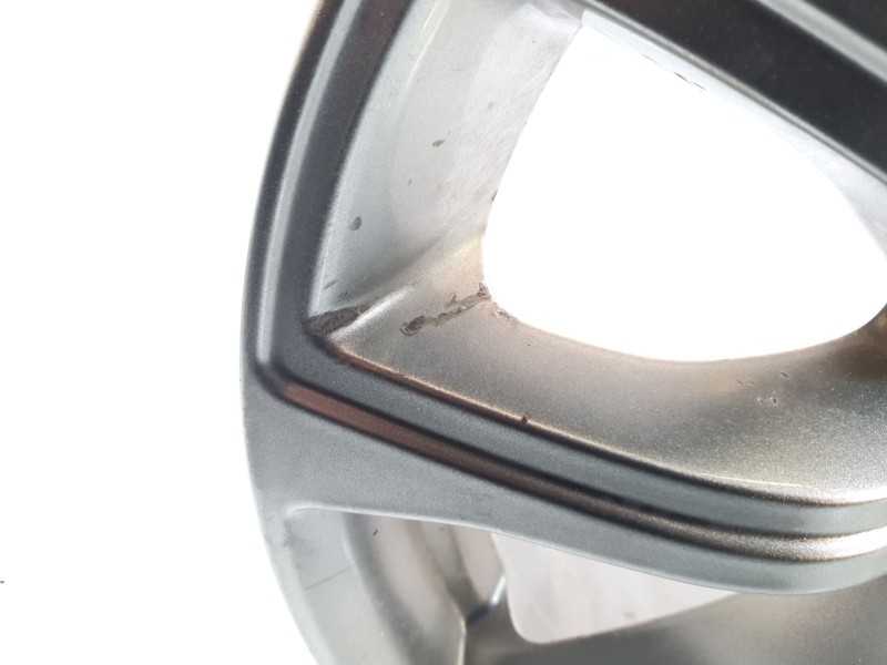 Recambio de llanta para land rover evoque pure referencia OEM IAM LR084668  