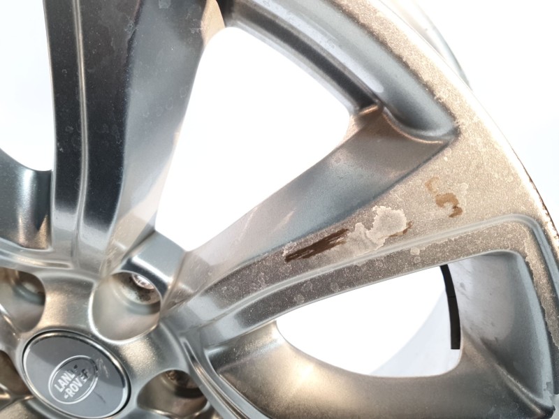 Recambio de llanta para land rover evoque pure referencia OEM IAM LR084668  