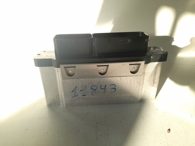 Recambio de modulo electronico para volkswagen polo edition referencia OEM IAM 04C907309BE 0261S17622 