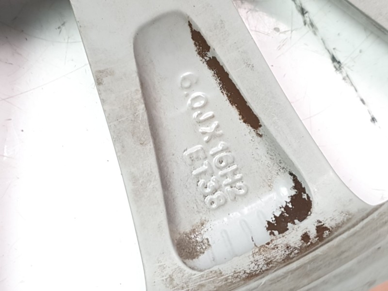 Recambio de llanta para skoda kamiq (nw4) 1.0 tsi referencia OEM IAM 658601025B  