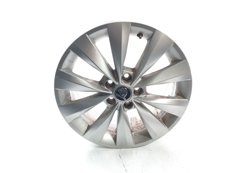Recambio de llanta para skoda kamiq (nw4) 1.0 tsi referencia OEM IAM 658601025B  