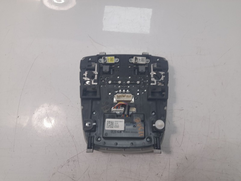 Recambio de luz interior para kia niro referencia OEM IAM 92800AT200GYT  