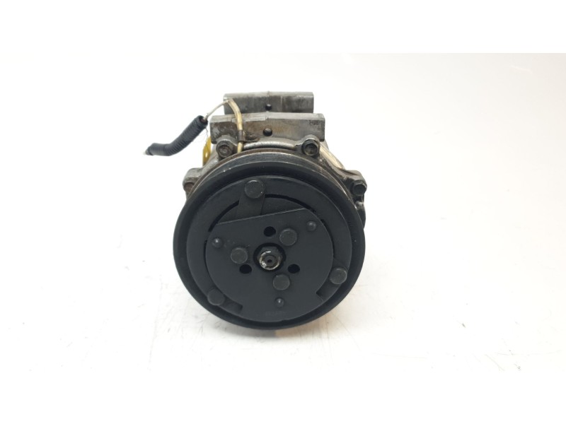 Recambio de compresor aire acondicionado para renault megane i (ba0/1_) 1.9 dti (ba08, ba0n) referencia OEM IAM 7700866828  CAF6
