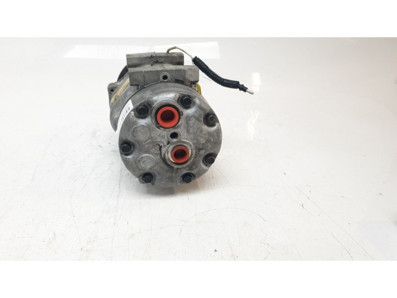 Recambio de compresor aire acondicionado para renault megane i (ba0/1_) 1.9 dti (ba08, ba0n) referencia OEM IAM 7700866828  CAF6