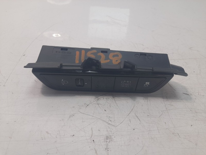 Recambio de mando multifuncion para kia niro referencia OEM IAM 93700AT010FHV  