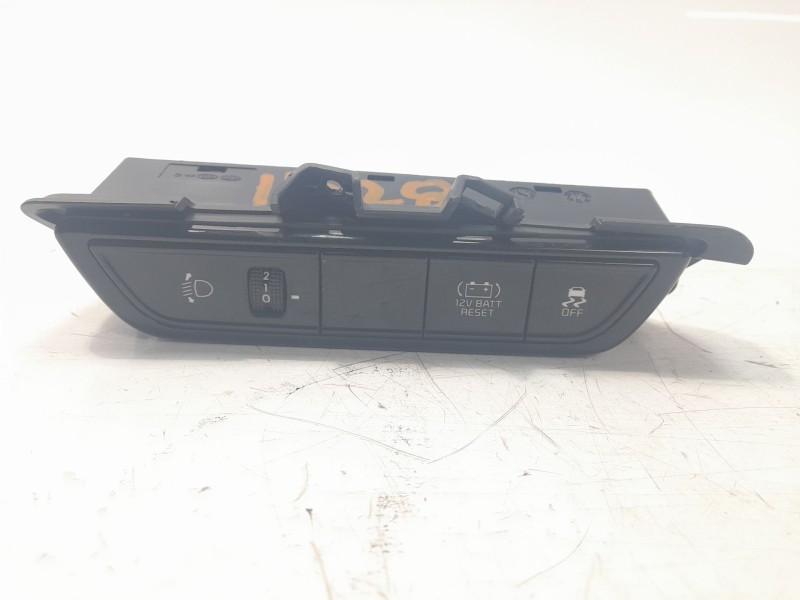Recambio de mando multifuncion para kia niro referencia OEM IAM 93700AT010FHV  