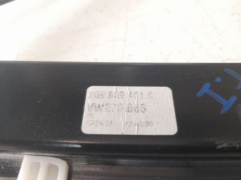 Recambio de elevalunas trasero izquierdo para volkswagen polo edition referencia OEM IAM 2G6889461C  