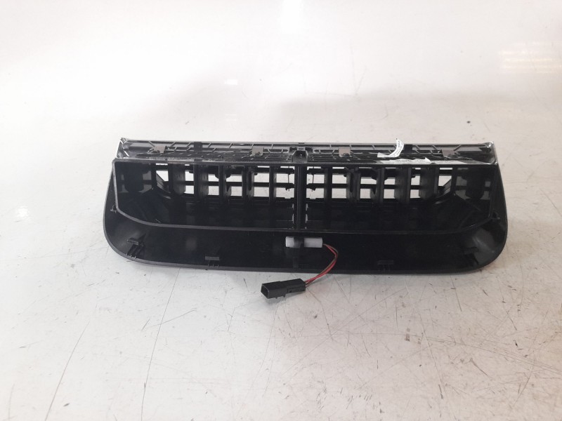 Recambio de aireador central para skoda octavia lim. (nx3) ambition referencia OEM IAM 5E3820951GRYP  