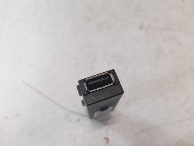 Recambio de modulo electronico para volkswagen polo edition referencia OEM IAM 5Q0035726M  