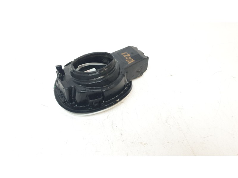 Recambio de tapa exterior combustible para peugeot 308 sw gt line referencia OEM IAM 9818229080  