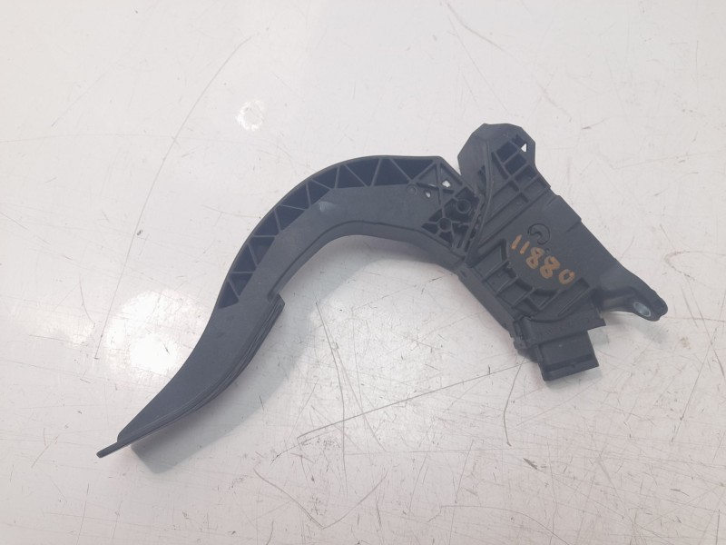 Recambio de potenciometro pedal para audi a4 avant (8w5) básico referencia OEM IAM 8W1723523  