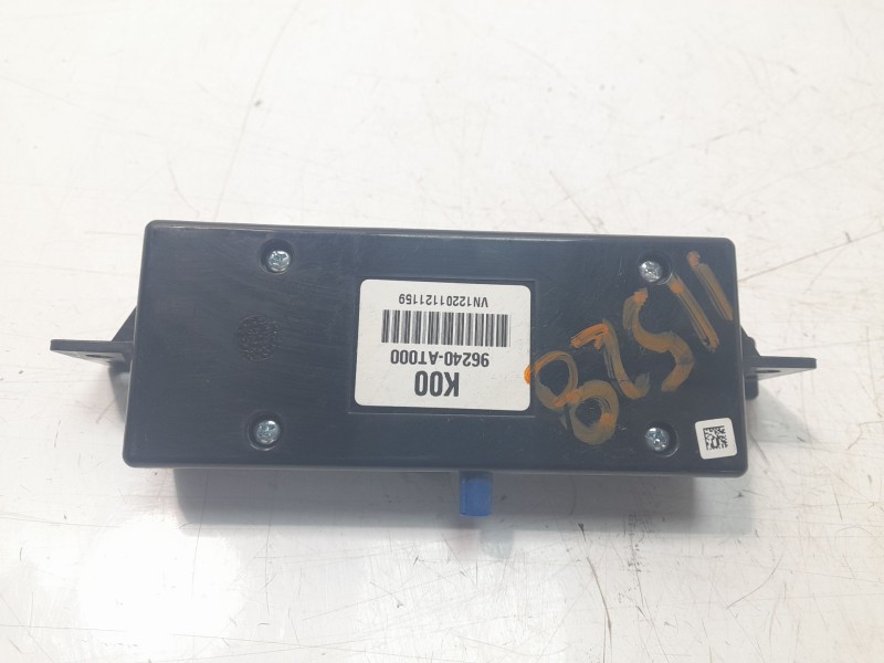 Recambio de modulo electronico para kia niro referencia OEM IAM 96240AT000  