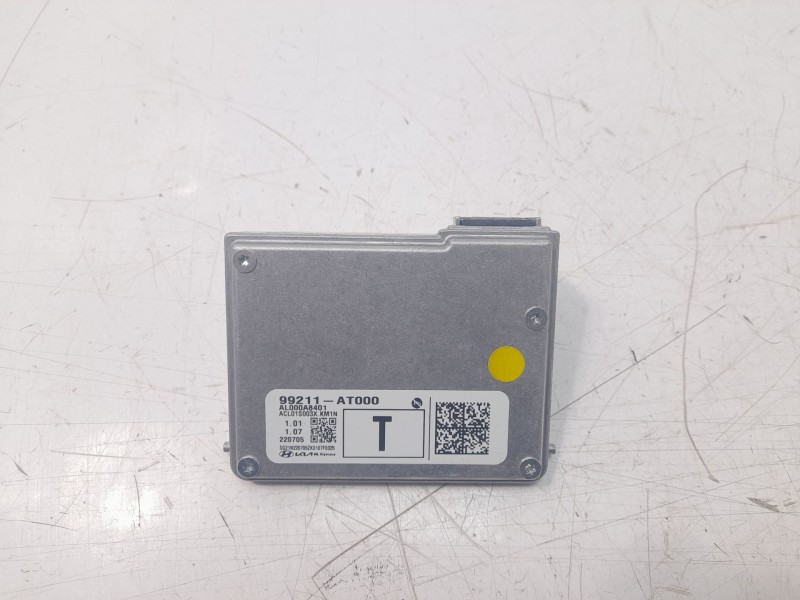 Recambio de camara vision frontal para kia niro referencia OEM IAM 99211AT000  