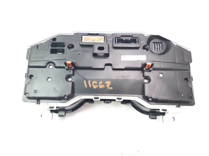 Recambio de cuadro instrumentos para toyota rav4 referencia OEM IAM 8380042Z40  