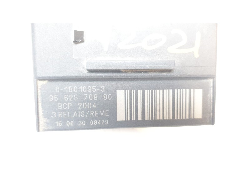 Recambio de modulo electronico para ssangyong tivoli urban 4x2 referencia OEM IAM 9862570880  