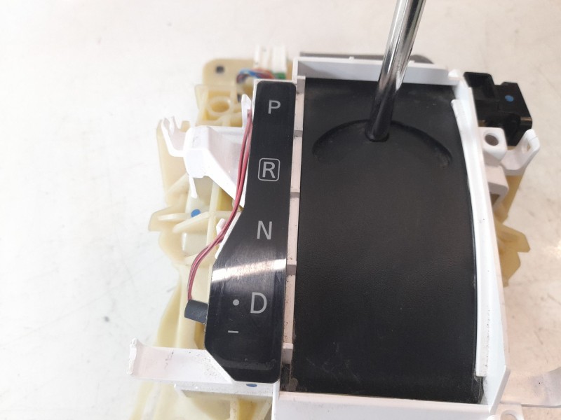 Recambio de palanca cambio para mitsubishi l 200 (kl0/kj0) basis doppelkabine 4wd referencia OEM IAM 2400A631  