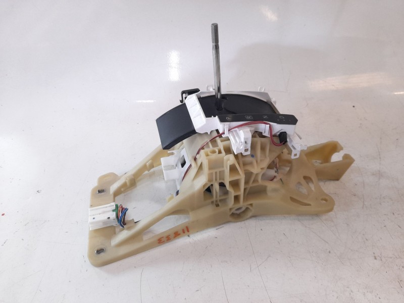 Recambio de palanca cambio para mitsubishi l 200 (kl0/kj0) basis doppelkabine 4wd referencia OEM IAM 2400A631  