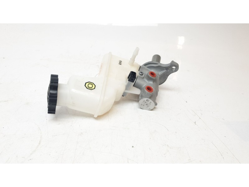 Recambio de bomba freno para ssangyong tivoli urban 4x2 referencia OEM IAM 4854035000  