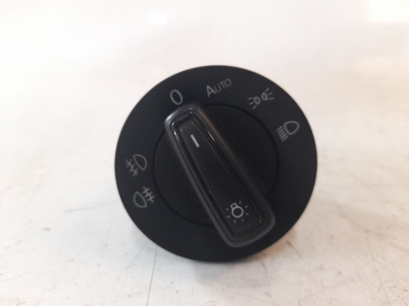 Recambio de mando luces para volkswagen polo edition referencia OEM IAM 5G0941431R  