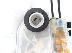 Recambio de cerradura puerta trasera izquierda para toyota rav4 referencia OEM IAM 6906048060   2