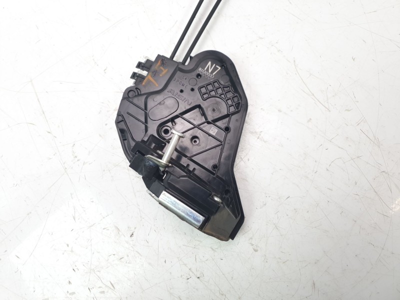 Recambio de cerradura puerta trasera izquierda para toyota rav4 referencia OEM IAM 6906048060  
