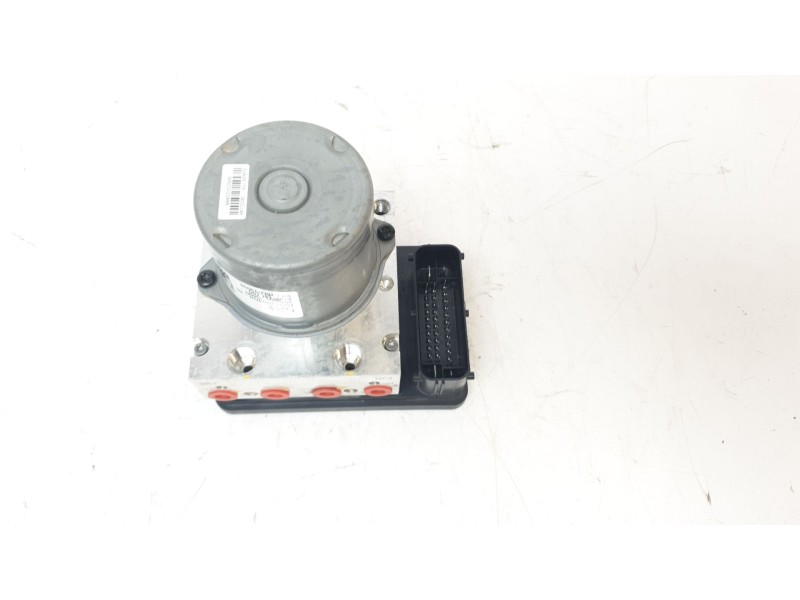 Recambio de abs para ssangyong tivoli urban 4x2 referencia OEM IAM 4892035400 BH6014AZ00 