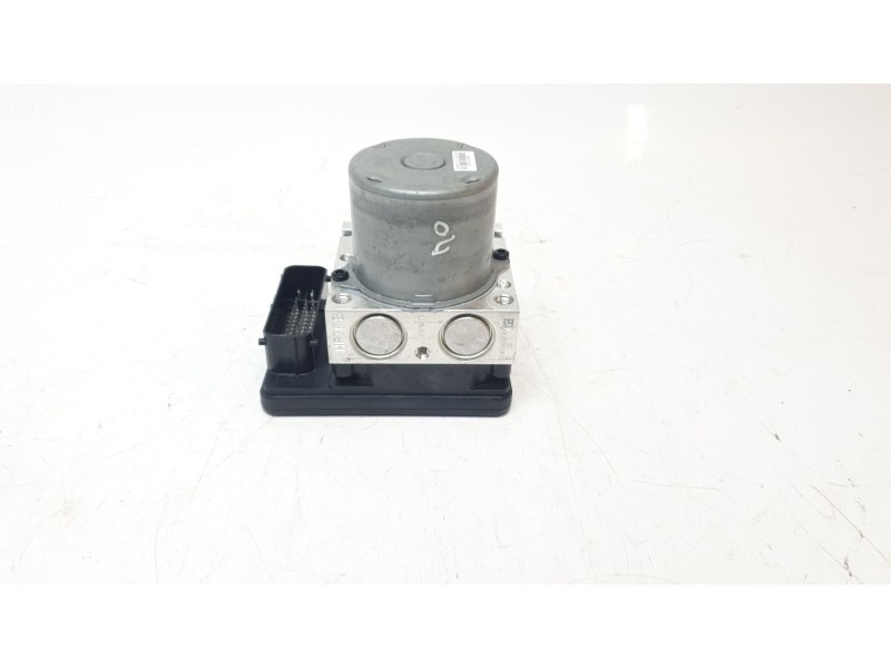 Recambio de abs para ssangyong tivoli urban 4x2 referencia OEM IAM 4892035400 BH6014AZ00 