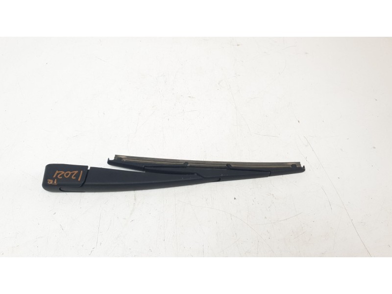 Recambio de brazo limpia trasero para peugeot 308 sw gt line referencia OEM IAM 1609428380  