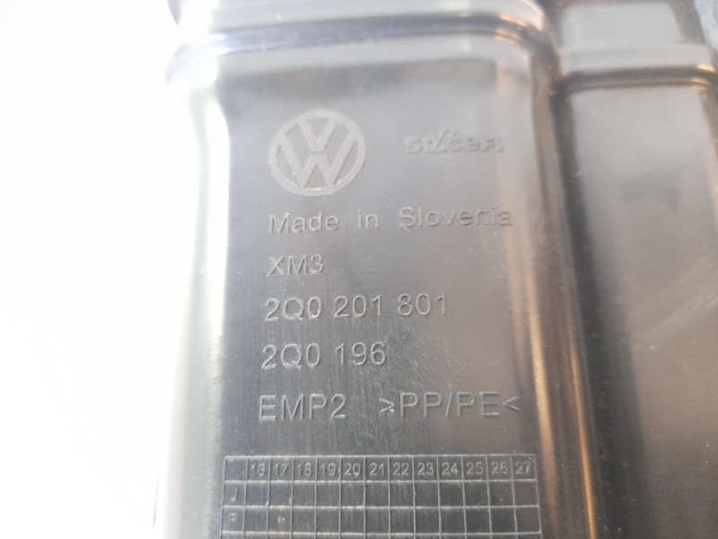 Recambio de filtro carbono activo para volkswagen polo edition referencia OEM IAM 2Q0201801  