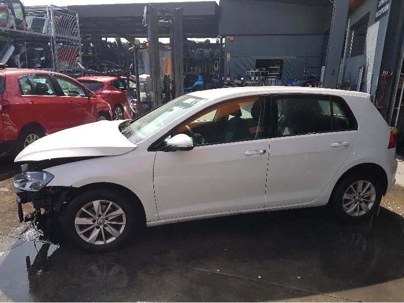 volkswagen golf vii lim. del año 2015