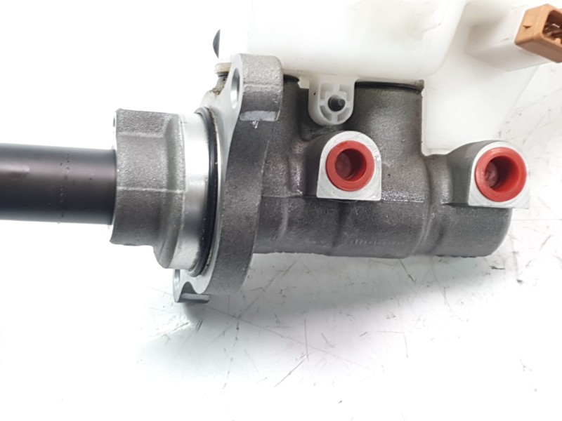 Recambio de bomba freno para kia xceed drive referencia OEM IAM 58510J7000  
