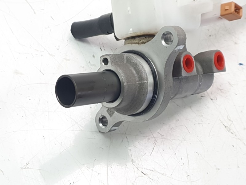 Recambio de bomba freno para kia xceed drive referencia OEM IAM 58510J7000  