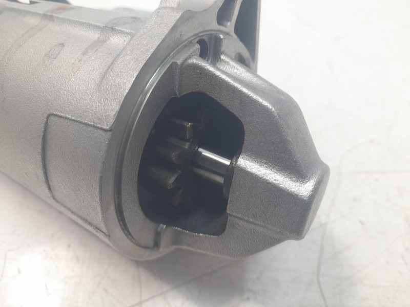 Recambio de motor arranque para mazda cx-5 evolution 2wd referencia OEM IAM M000T89281 ARF430353 
